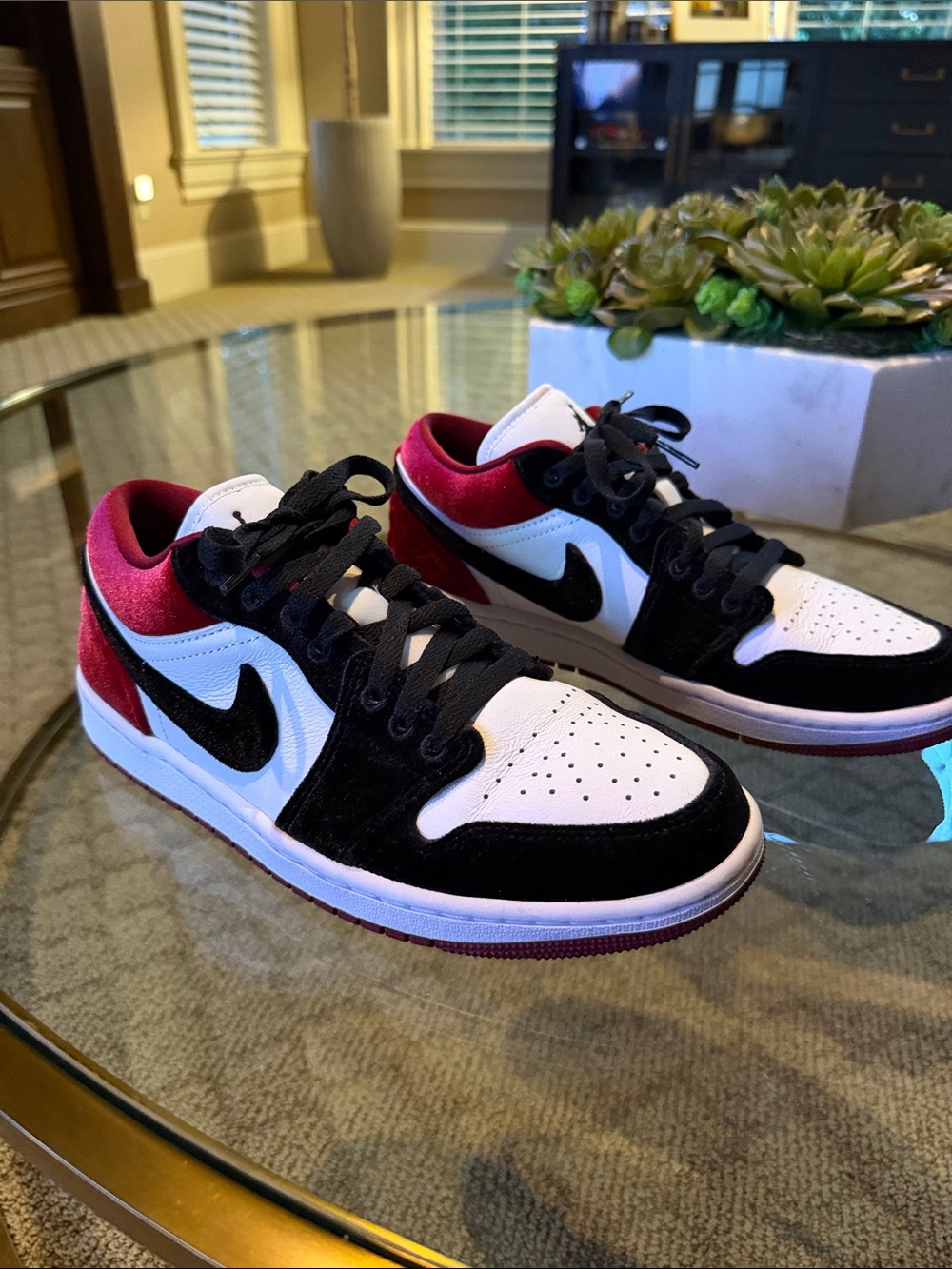Jordan Nike Low-Top Sneakers in White Leather with Red and Black Velvet